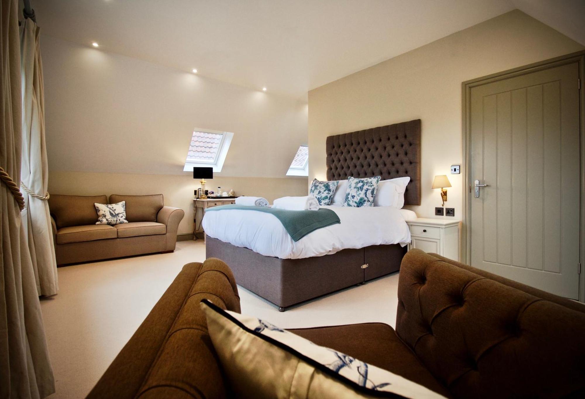 Blacknest Golf And Country Club Alton  Exteriör bild